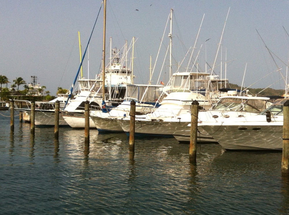 Coral Cove Marina Hotel Chaguaramas Exterior photo